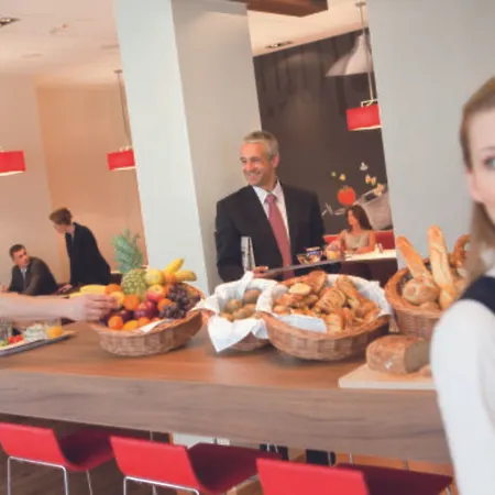 Ibis Ca' Granda 3* Milano