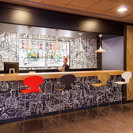 Ibis Ca' Granda 3* Milan