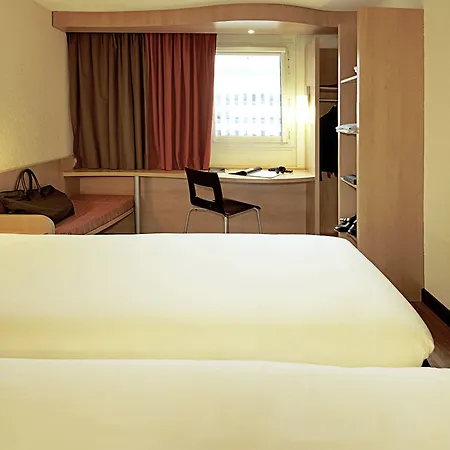 Ibis Ca' Granda מלון 3*