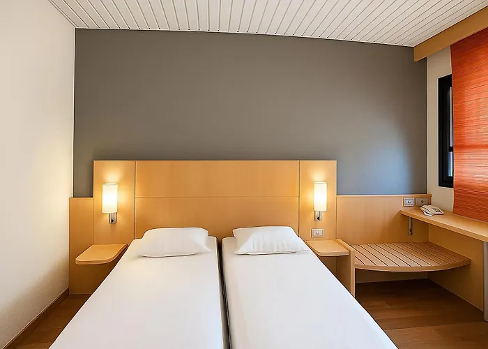 Ibis Ca' Granda 3* Milano