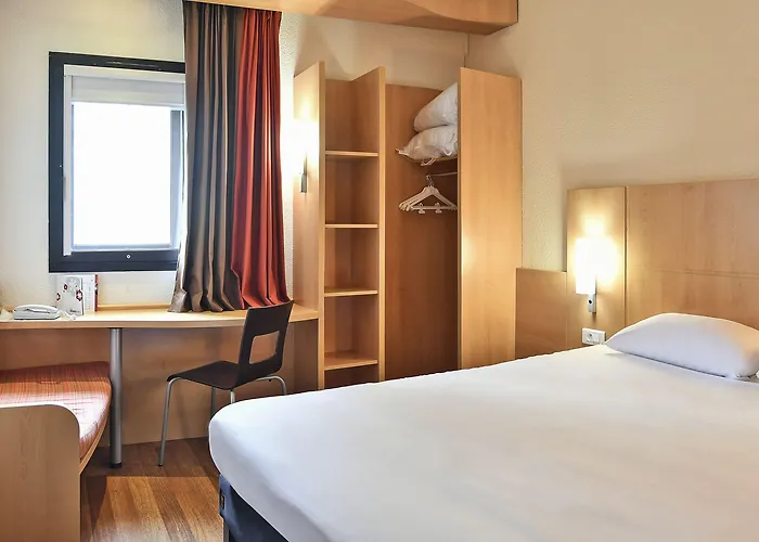 Ibis Ca' Granda 3* Milano